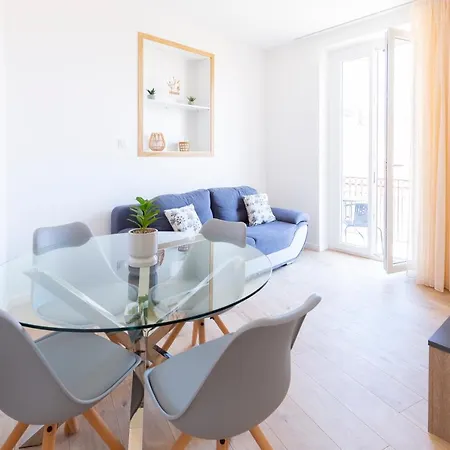 Apartment Marne Ii - 3 Pieces - Parking - Carre D'or *